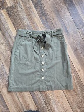 NWT Talbots Petite Olive Green Button Front Utility Skirt 8P